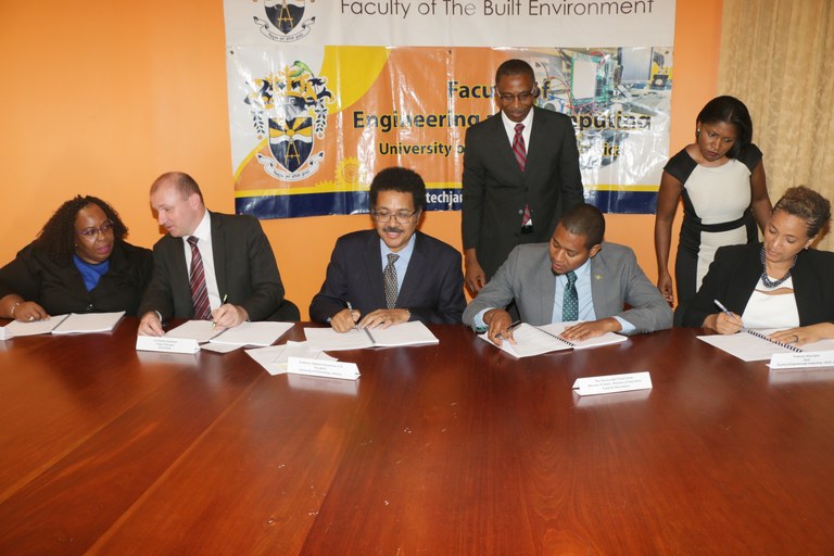 UTech Jamaica Signs Contract With Ministry Of Education And The World 